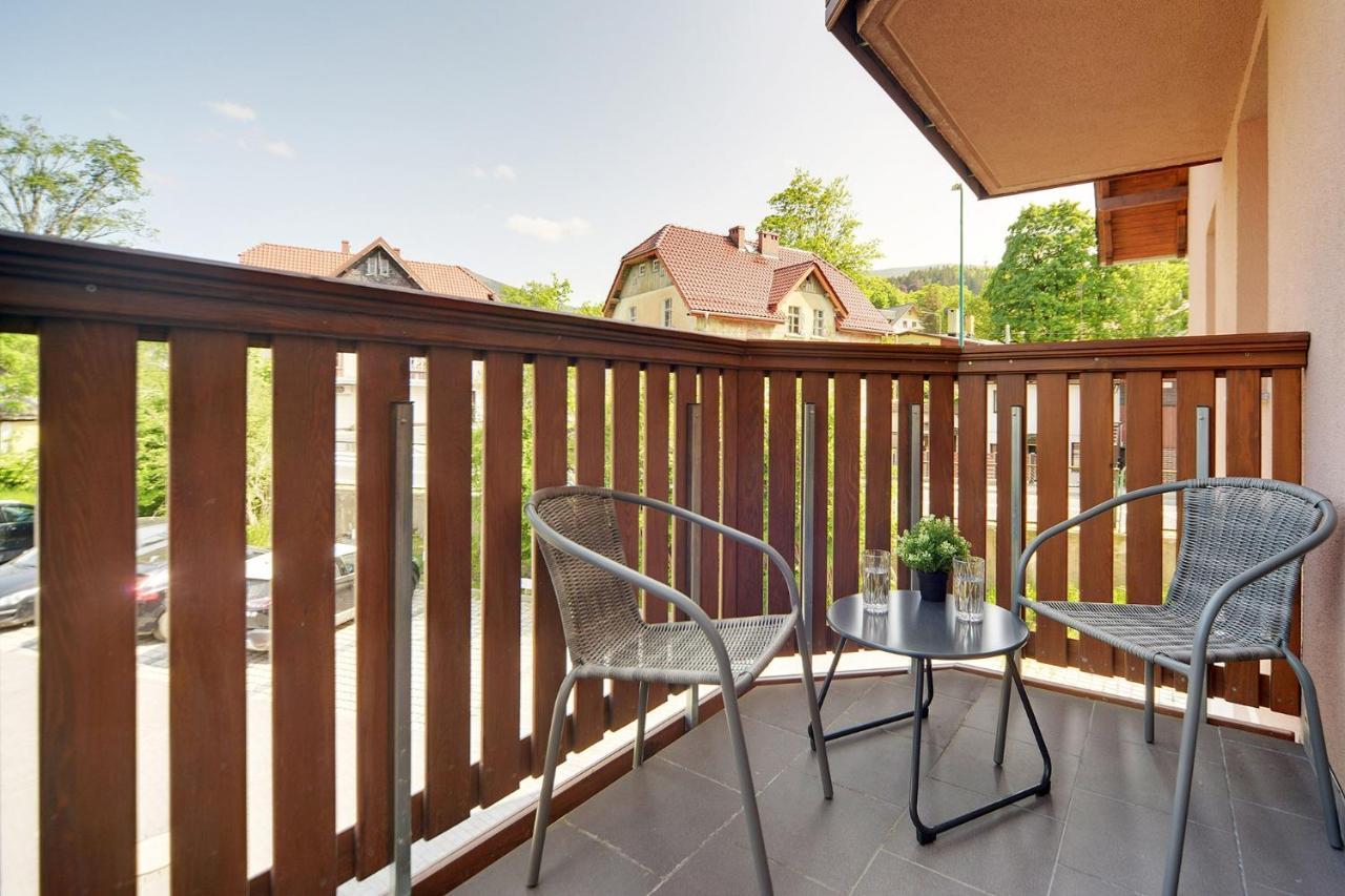 Apartamenty Sun Seasons 24 - Nad Lomnica 14 Centrum Karpacz Exterior foto